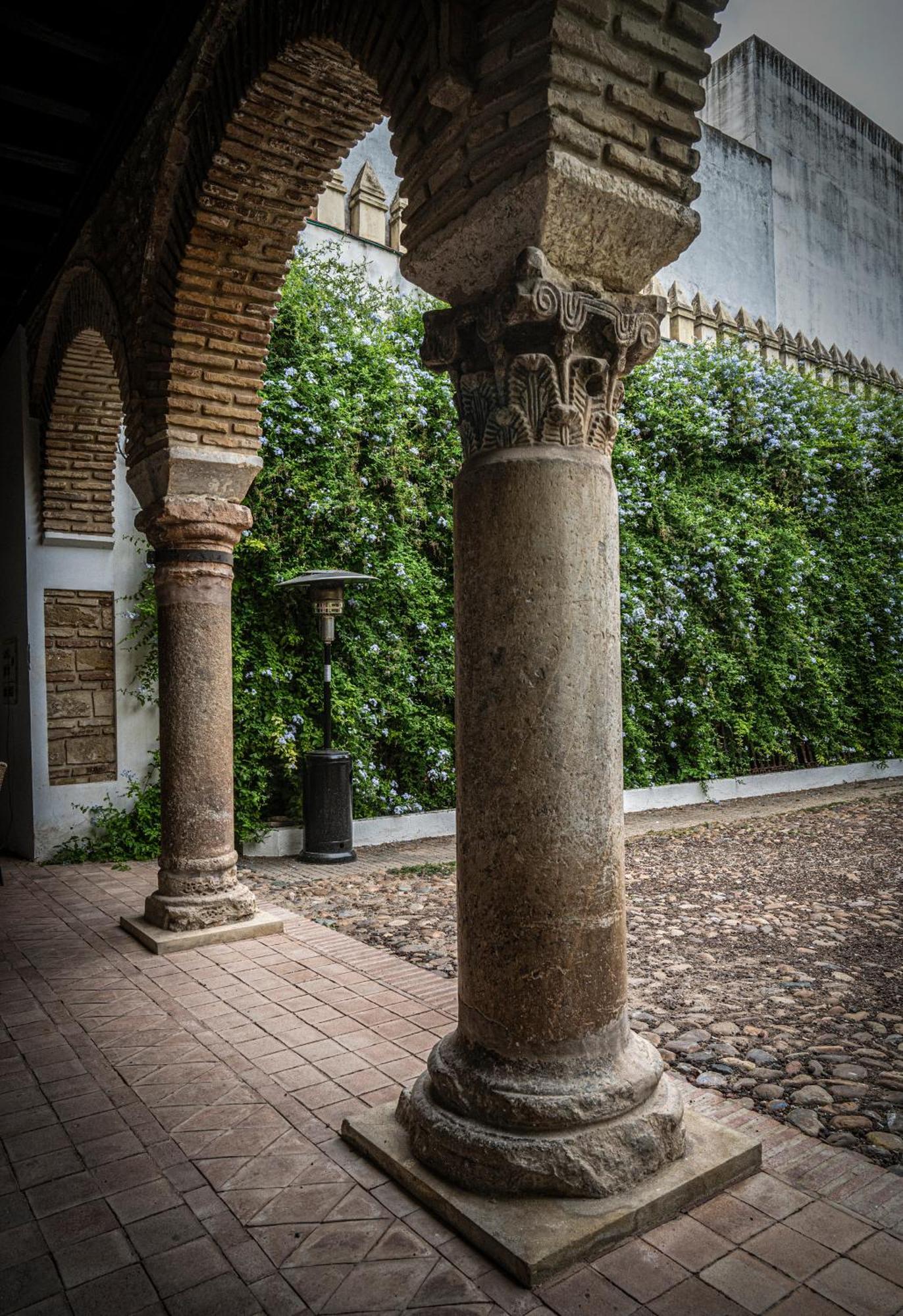 Palacio De Los Angulo Casa Historica En El Centro De Кордова Экстерьер фото